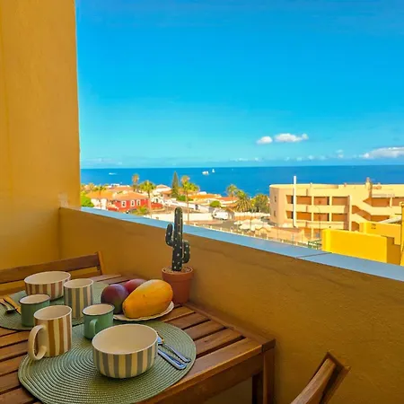 Lejlighed Cosy Place With Sea View By Helloapartments *