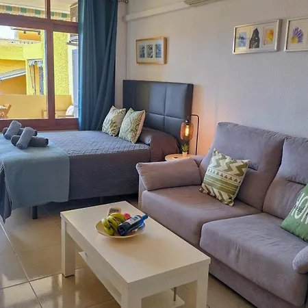 Apartment Cosy Place With Sea View By Helloapartments *