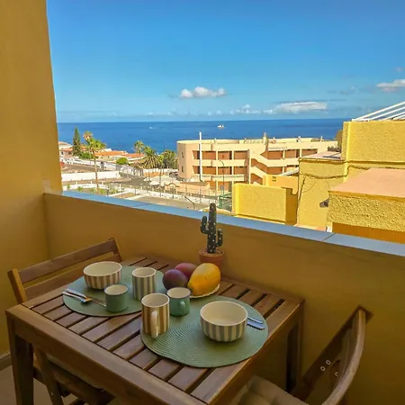 Apartment Cosy Place With Sea View By Helloapartments *