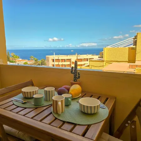 Daire Cosy Place With Sea View By Helloapartments