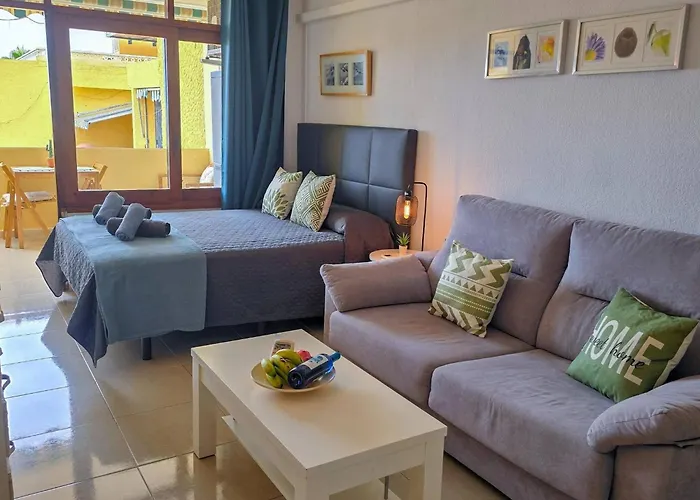 Cosy Place With Sea View By Helloapartments דירה *